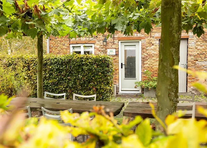 De Torteltuin Bed and Breakfast *